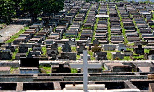 Cemitério Municipal de Volta Redonda espera receber 10 mil pessoas no feriado de Finados